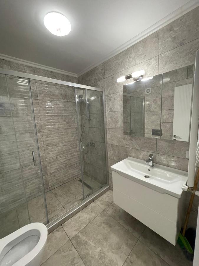 Apartment Ini Solid House Butoaie Mamaia